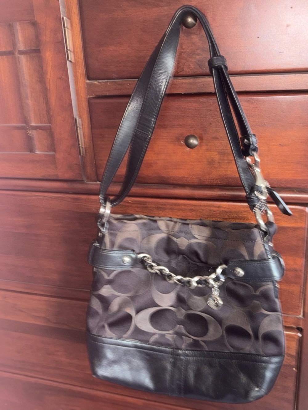 Women's Coach Black Signature Pattern Shoulder Bag